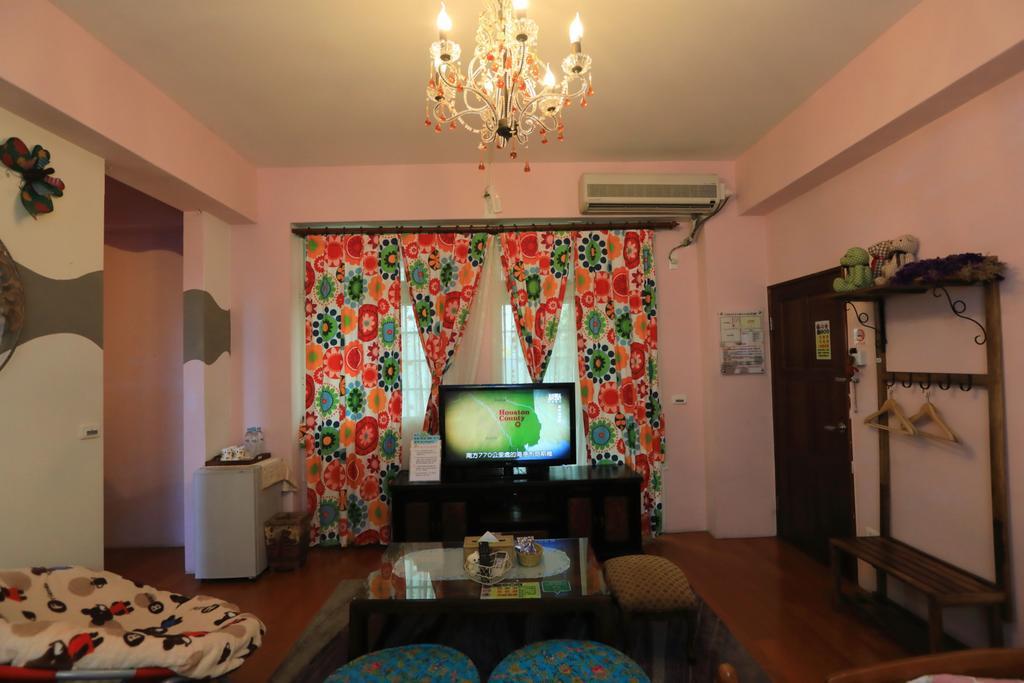 Bearbear Homestay Città di Hualien Esterno foto